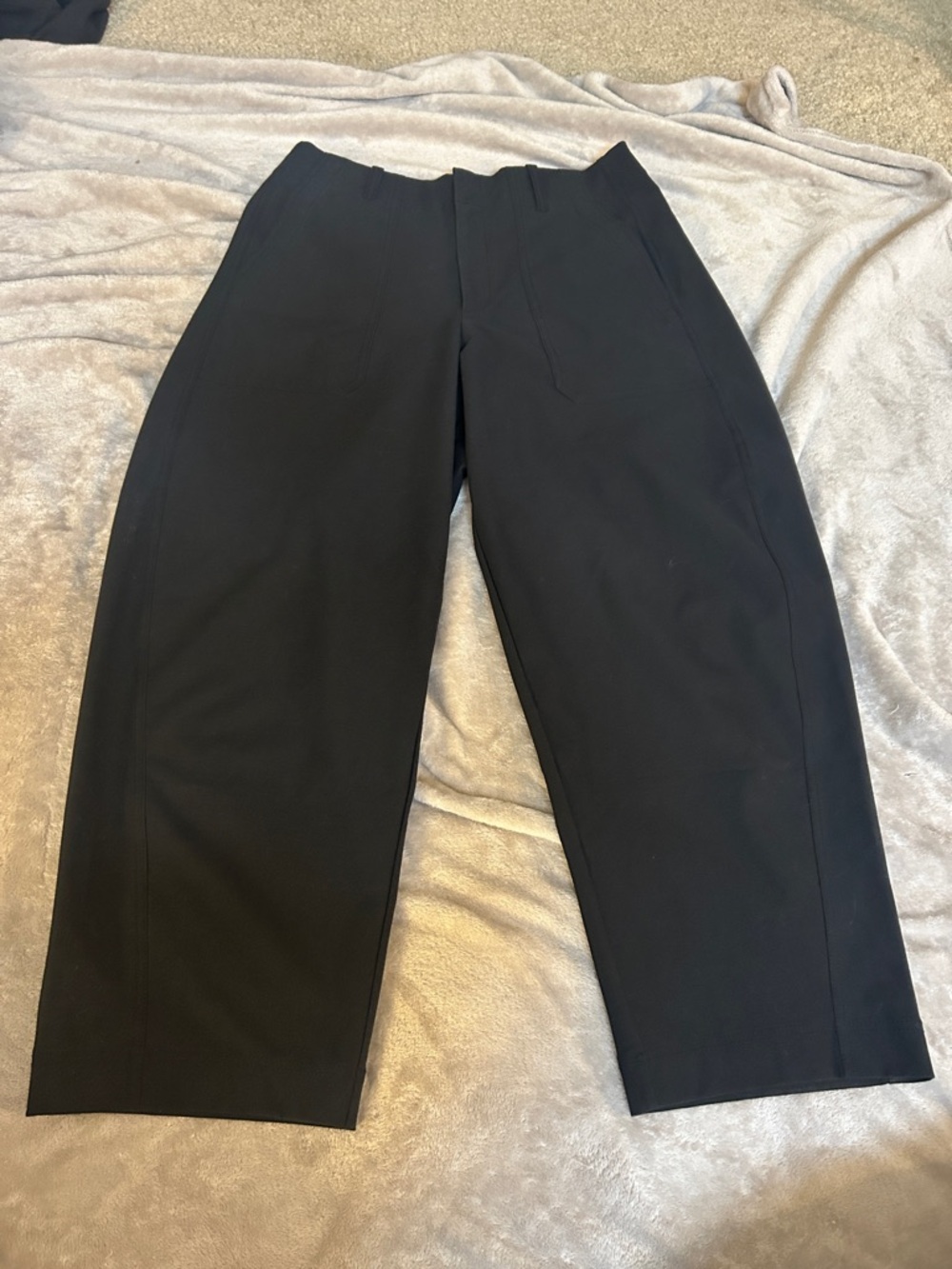 Athleta skyline high rise barrel leg pant